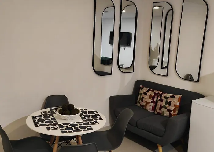 Appartement 3 Bed En-suites Retreat- Sleeps 9 Leeds (West Yorkshire)