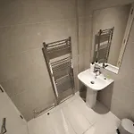 3 Bed En-suites Retreat- Sleeps 9