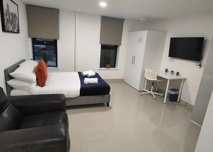 3 Bed En-suites Retreat- Sleeps 9 Apartmán *