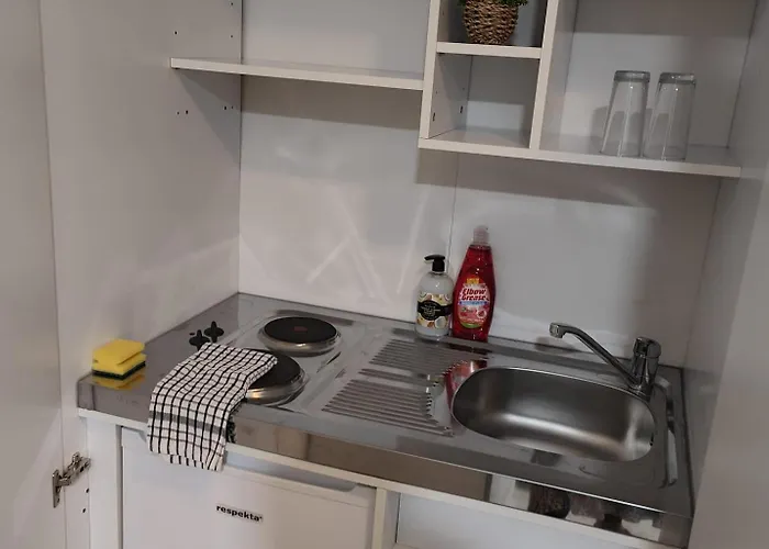 3 Bed En-suites Retreat- Sleeps 9