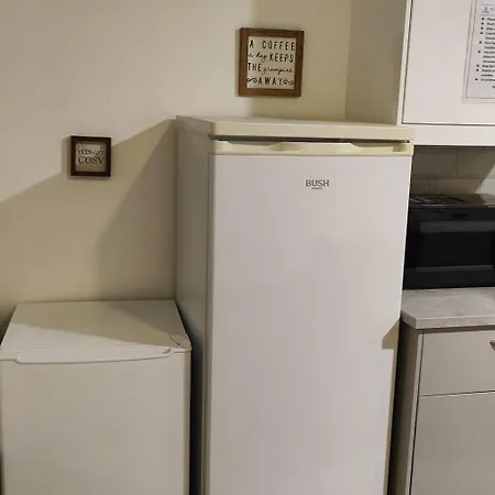 3 Bed En-suites Retreat- Sleeps 9